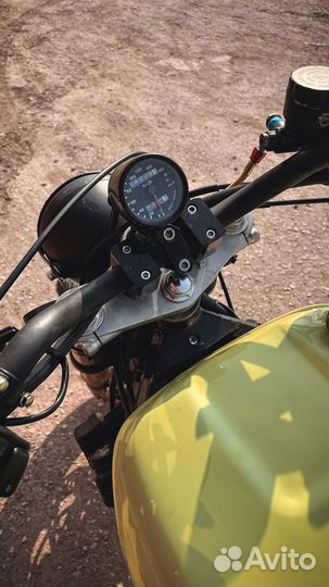 Мотоцикл Honda Bros NT400 Custom