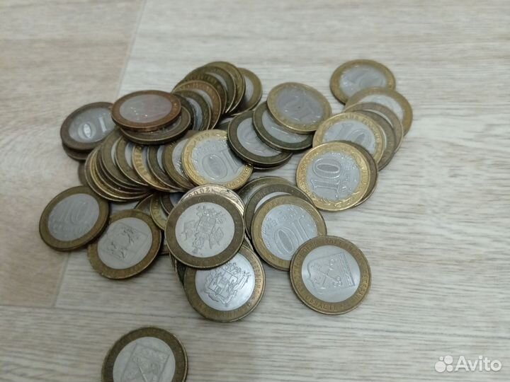 Юбилейные монеты 10 р. биметалл Россия