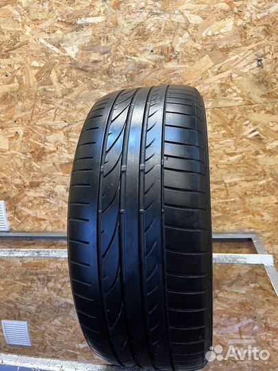 Bridgestone Potenza RE050A 215/50 R17