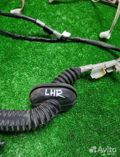 Проводка двери Toyota Auris E150