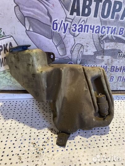 Бачок омывателя Audi A6
