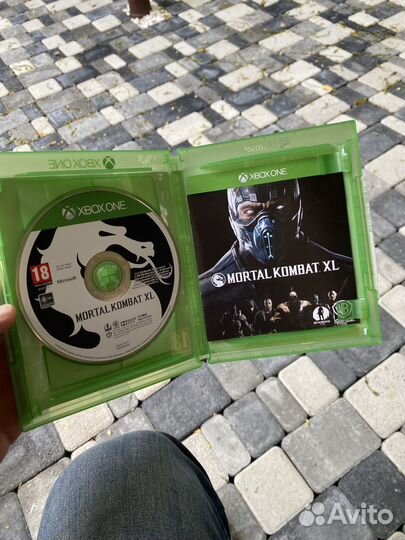 Диск xbox one Mortal Kombat XL