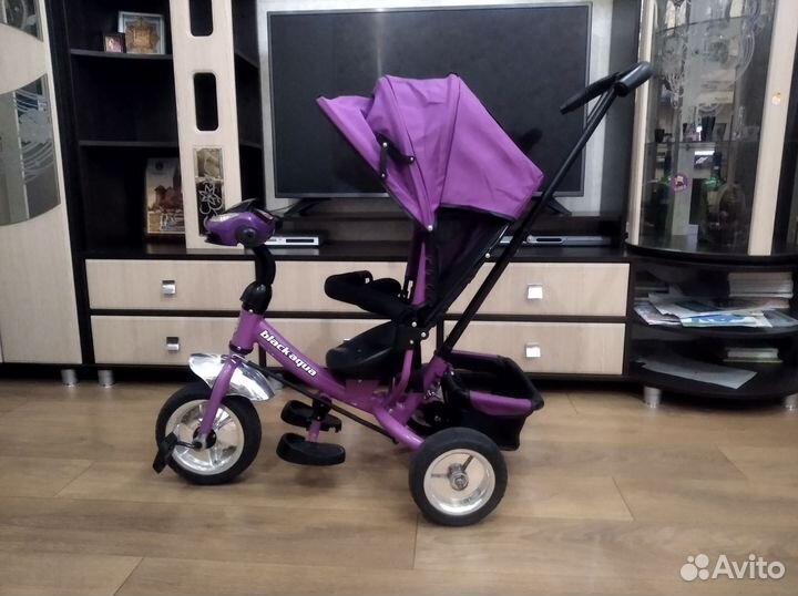 Детский велосипед с ручкой