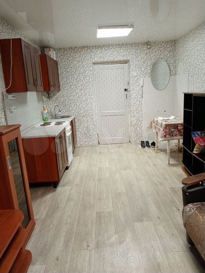 Комната 18 м² в > 9-к., 4/5 эт.