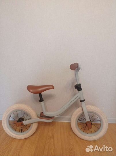 Беговел детский бу