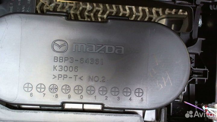 Консоль салона Mazda 3 (BL), 2009