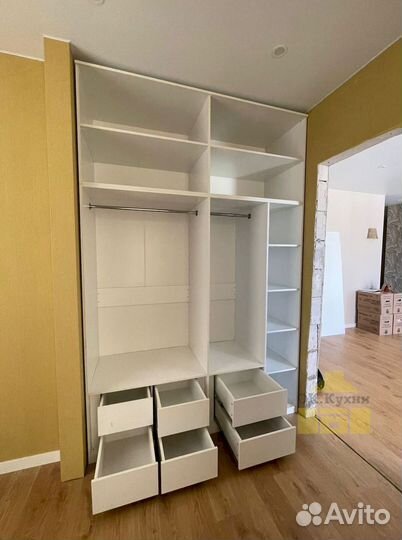 Встроенный шкаф