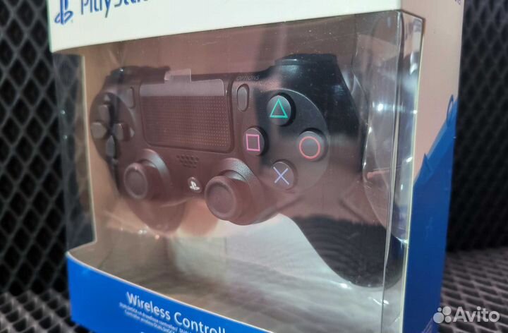 Джойстик Sony PS4