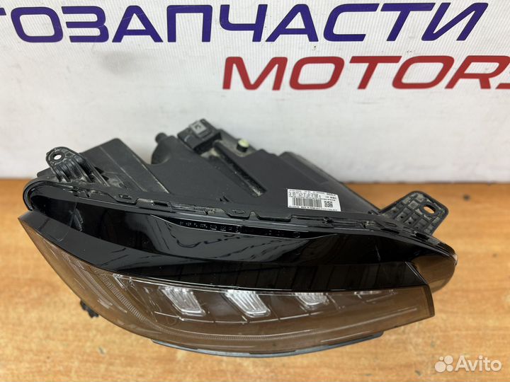 Geely Atlas Pro Фара передняя правая в сборе LED