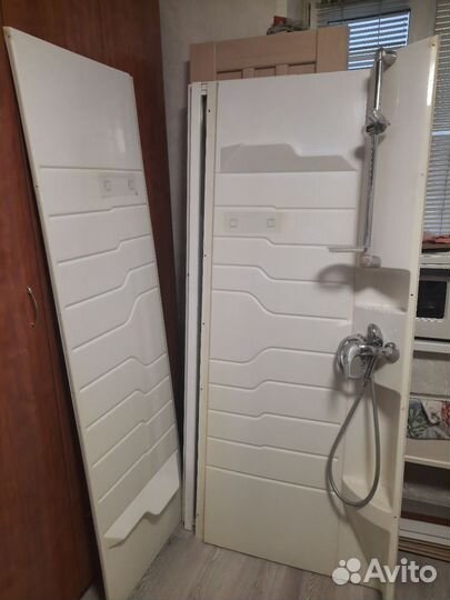 Душевая кабина