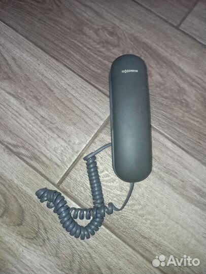 Старый стационарный телефон