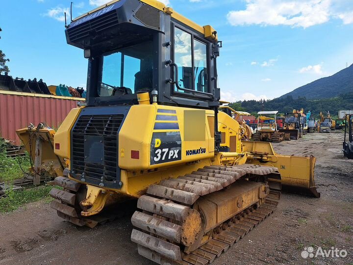 Komatsu D37EX-22, 2014