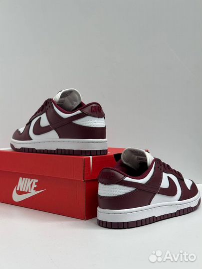 Кроссовки Nike Dunk Low