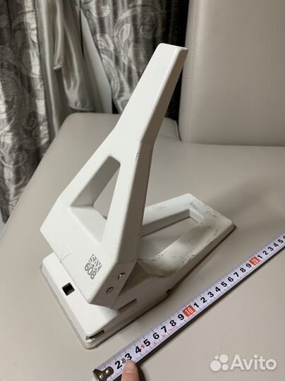 Дырокол Sax 608 / sax 618 / 518 / 318