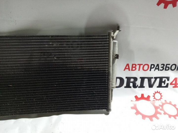 Радиатор кондиционера Nissan Note 11 wagon HR16DE