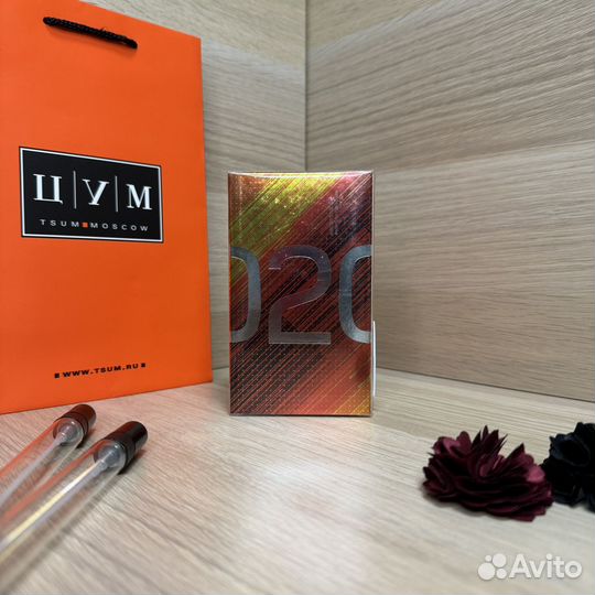 Escentric Molecules 02