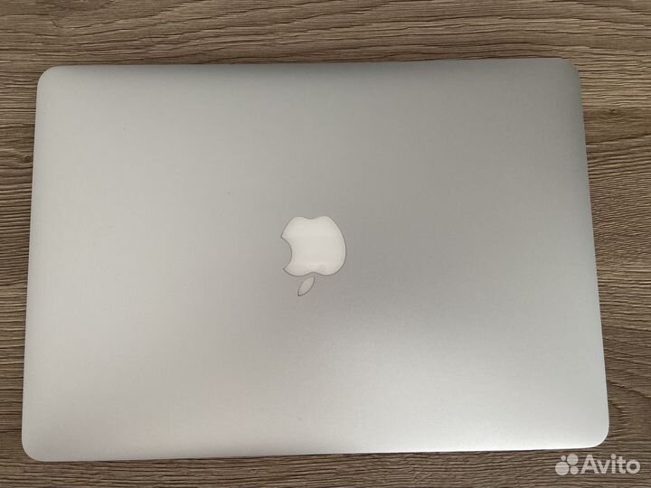 MacBook Air 13 128 GB Early 2014