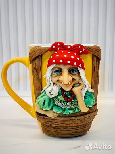 Кружка с декором из полимерной глины