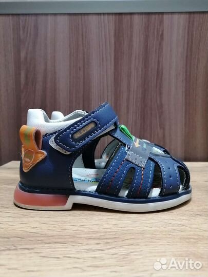 Сандали детские 20р