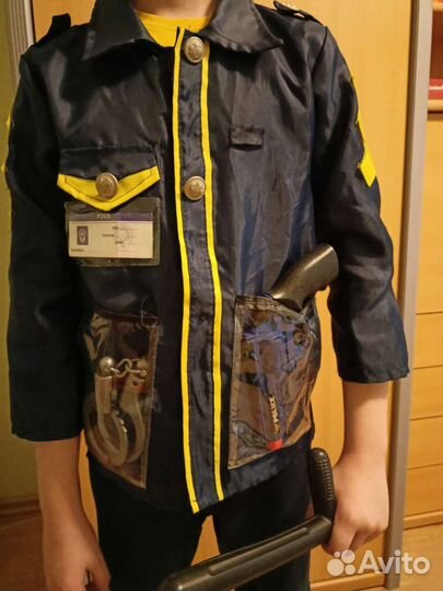 Костюм полицейского