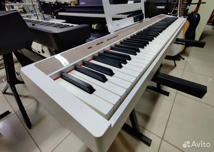 Цифровое пианино Nux Cherub NPK-10-WH