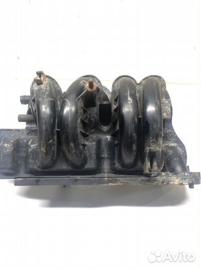 Коллектор впускной Renault Symbol 1 K7M 2002