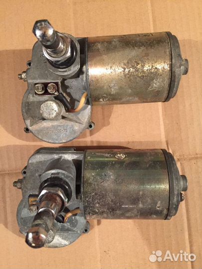 Мотор с редуктором стеклоочистителя маз,камаз