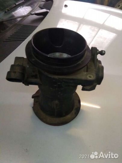 Продам дроссельную заслонку Рено