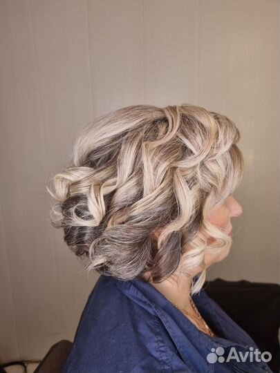Локоны \ Прически \ Воздушные пучки