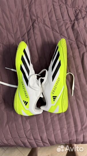 Футзалки adidas /кроссовки