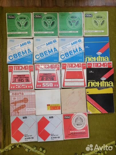 Магнитная лента катушки с записью