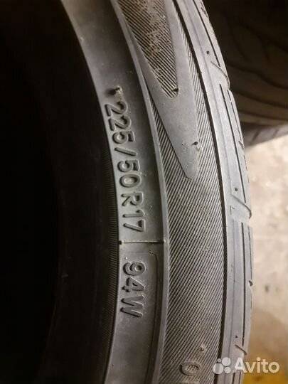 Toyo 310 225/50 R17 94W