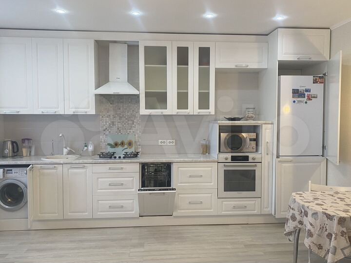 3-к. квартира, 72,6 м², 1/4 эт.