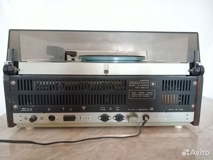 Проигрыватель винила СССР (Кантата 205)