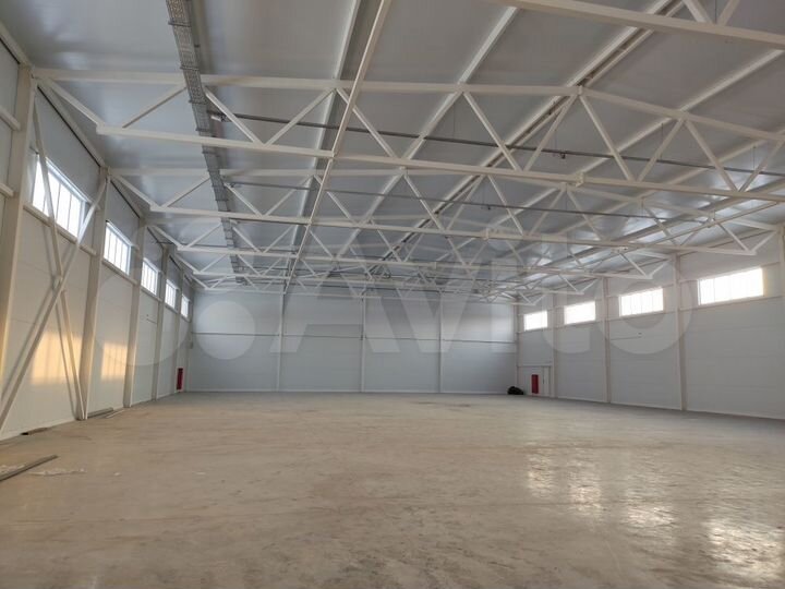 Склад, 1400 м² новый, 50 кВт, пандус, без колонн