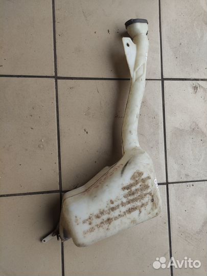 Бачок омывателя расширителя Renault Laguna I