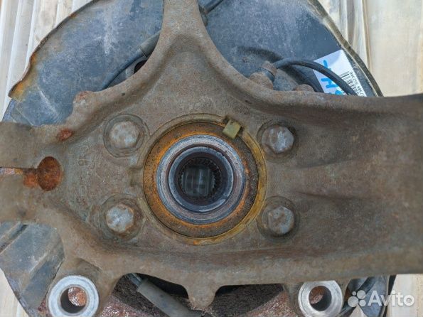 Nissan Qashqai J11 поворотный кулак в сборе