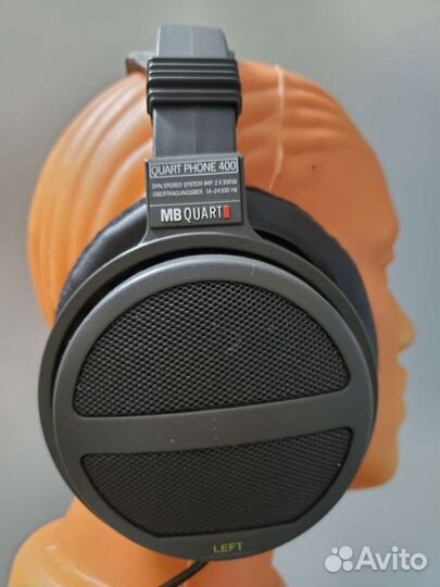 Проводные наушники