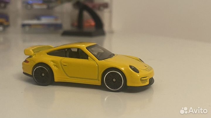 Hot Wheels Porsche 911 GT2