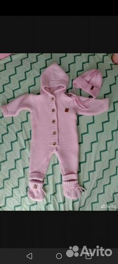 Комбинезон,шапка,пинетки