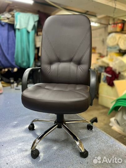 Компьютерное кресло