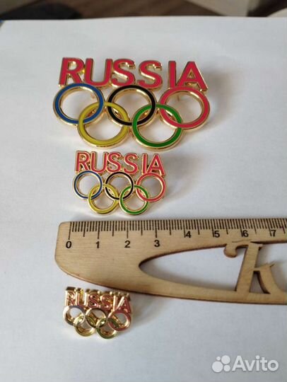 Знак/ значок олимпийские кольца russia