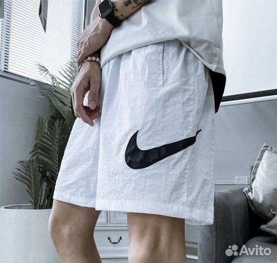 Шорты Nike swoosh белые