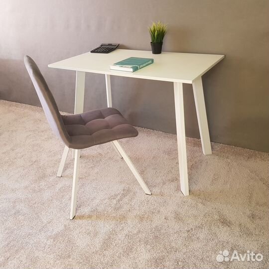 Письменный стол Ник 100*60 см. Белые ножки