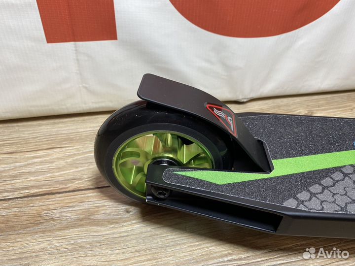 Самокат трюковой