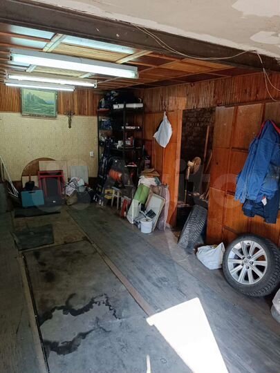 Гараж, > 30 м²