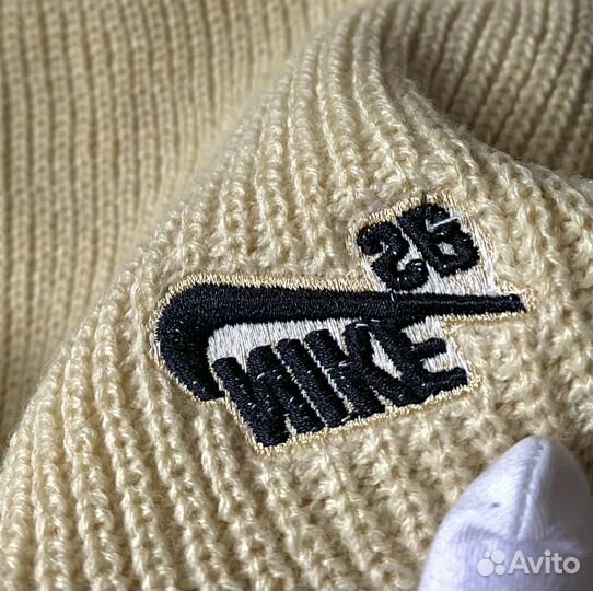 Шапка Nike SB бежевая унисекс демизезон