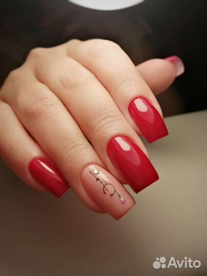 Маникюр, педикюр