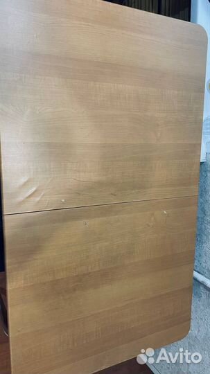 Кухонный стол