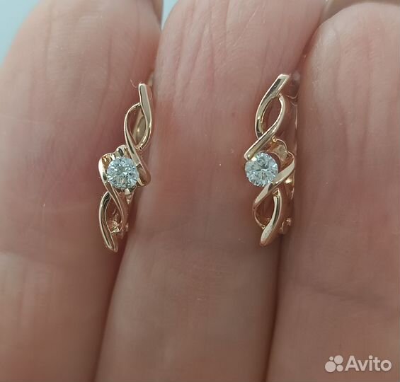 Золотые серьги с бриллиантами 0.16Ct